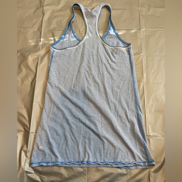 🩵Striped Racerback lululemon tank - Picture 2 of 4